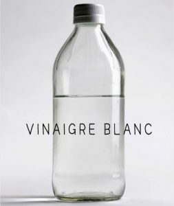 nettoyer avec du vinaigre blanc